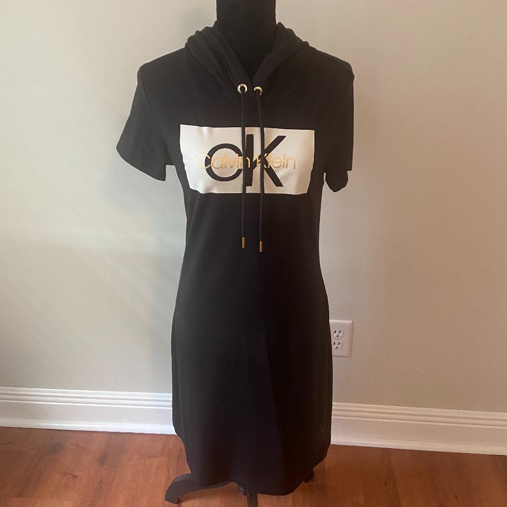 BNWT Calvin Klein Logo Dress Size Small
